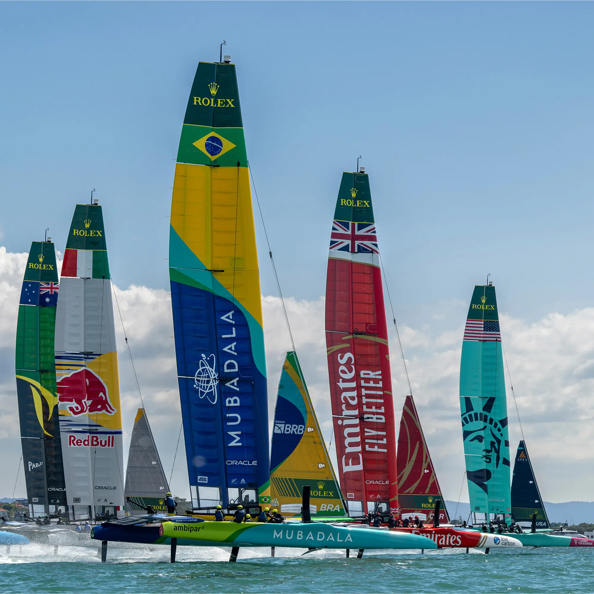 Hannah Mills – Rolex Testimonee  A skipper committed to inclusion With two gold medals and one silver, Hannah Mills is the mos