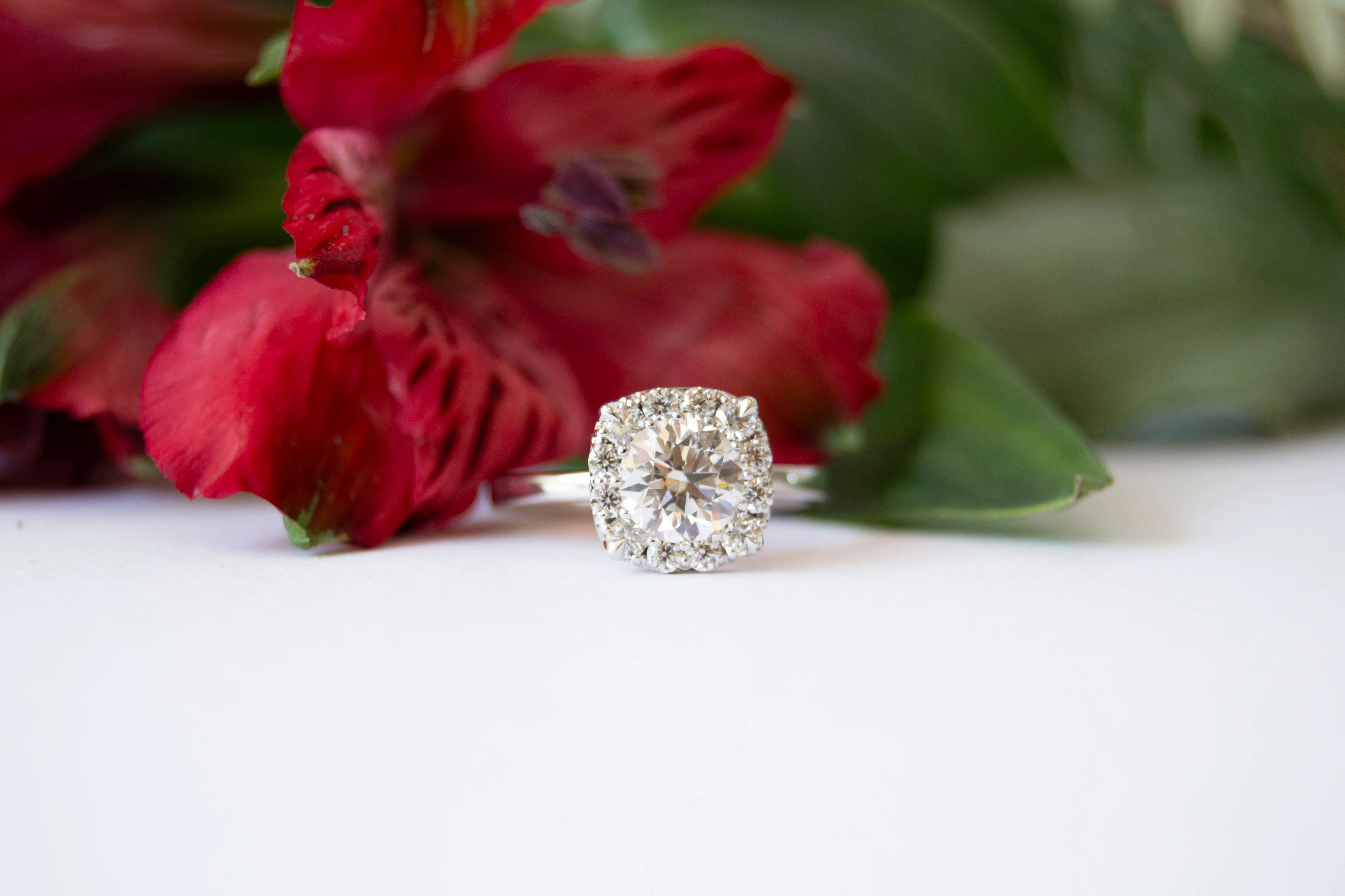 Hearts on Fire Signature Halo