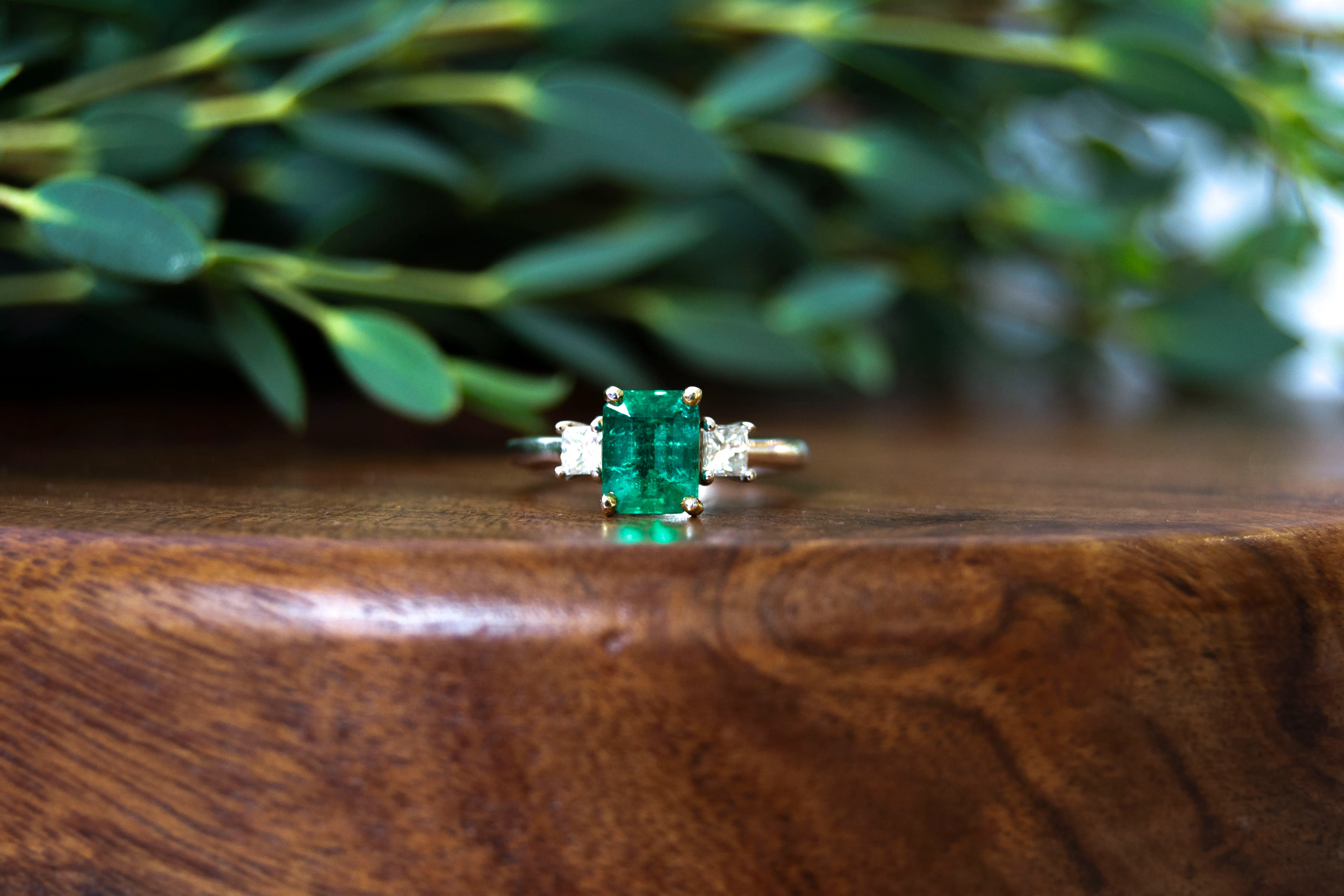 Estate Diamond Band in Celtic Knot Design