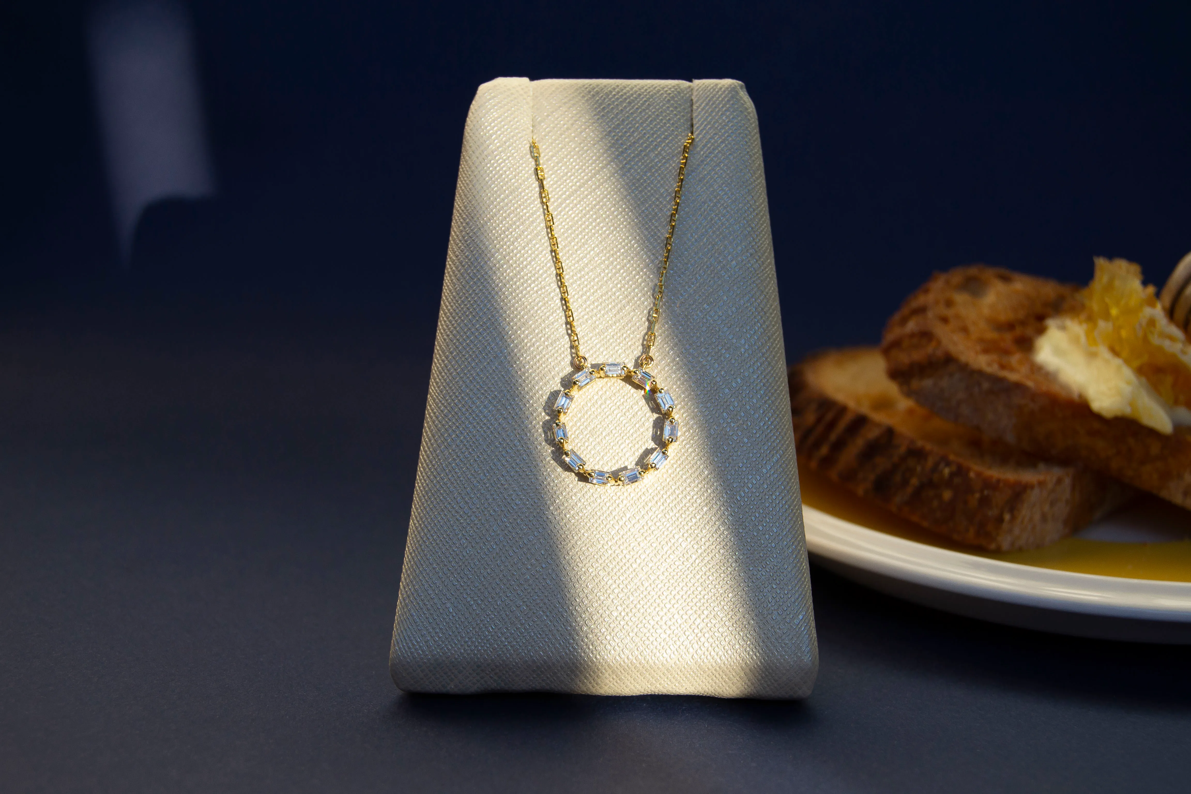circle diamond pendant yellow gold diamond baguette necklace