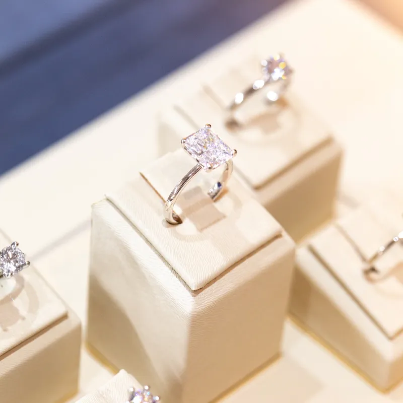 Engagement Rings | The Diamond Center Claremont, CA