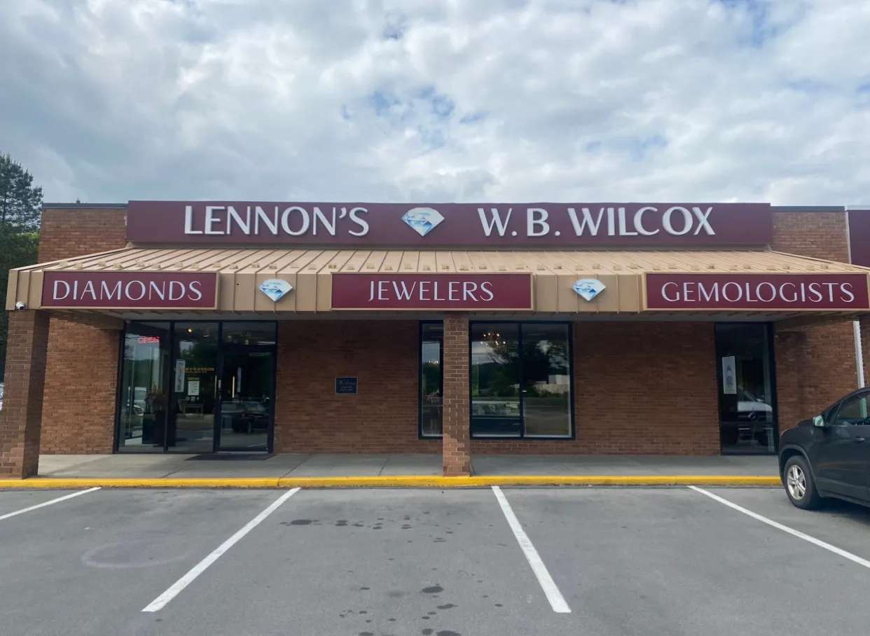 Lennons W.B. Wilcox Jewelers New Hartford, NY
