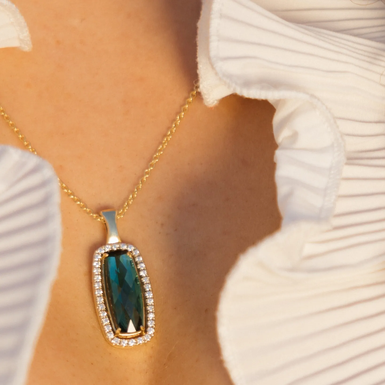 Pendants  Les Olson Jewelers Palm Harbor, FL