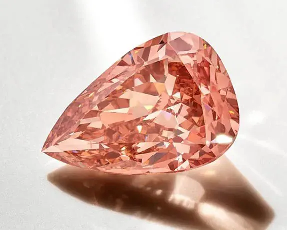 Read Article: Sotheby&#8217;s to Sell Record 31.68-Carat Orangey-Pink Diamond in Abu Dhabi