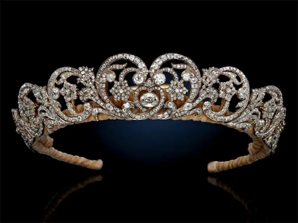 Princess Diana's Wedding Tiara to Headline Special Exhibition at Sotheby's Londo