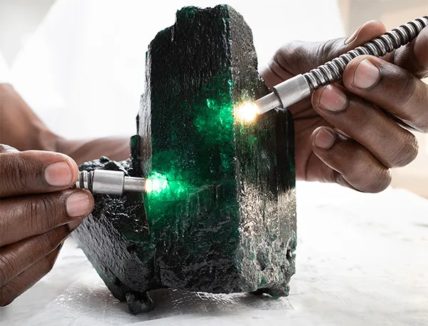 Read Article: Gemfields Unearths Record-Setting 11,685-Carat 'Imboo' Emerald in Zambia