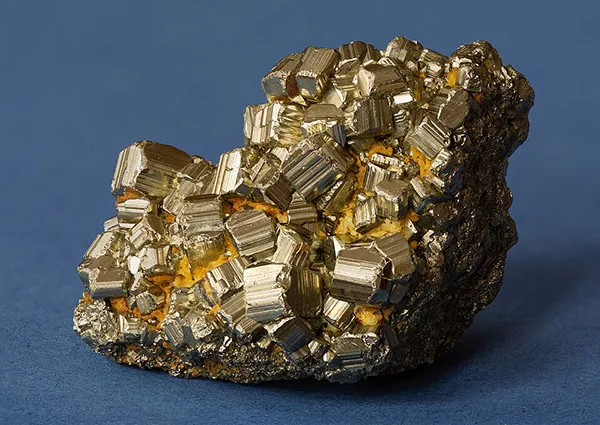 'Fool's Gold' on Japan's Ocean Floor Contains Vast Amounts of 'Invisible Gold'