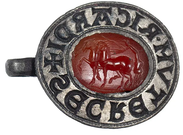 UK Find Reveals Medieval Silver Seal Set With 2,000-Year-Old Carved Carnelian