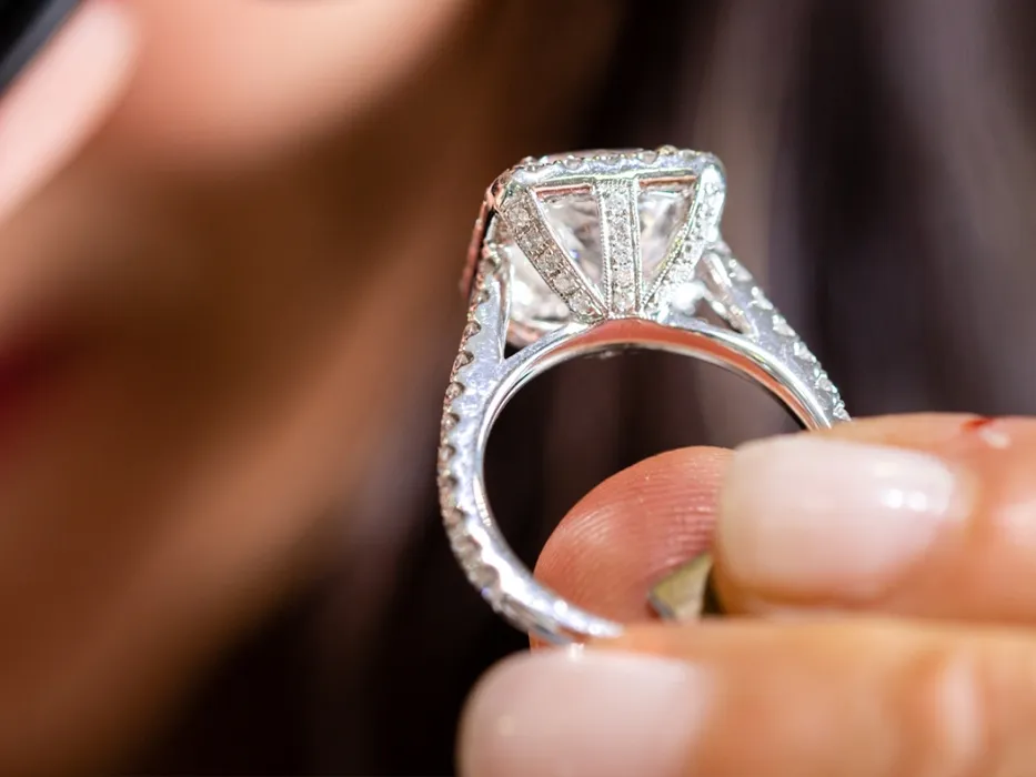 Find the Ring That Tells Your Story | Long Jewelers Chesapeake, VA