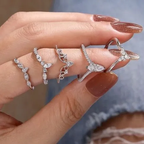 Women's Wedding Bands at Mark Jewellers La Crosse, WI