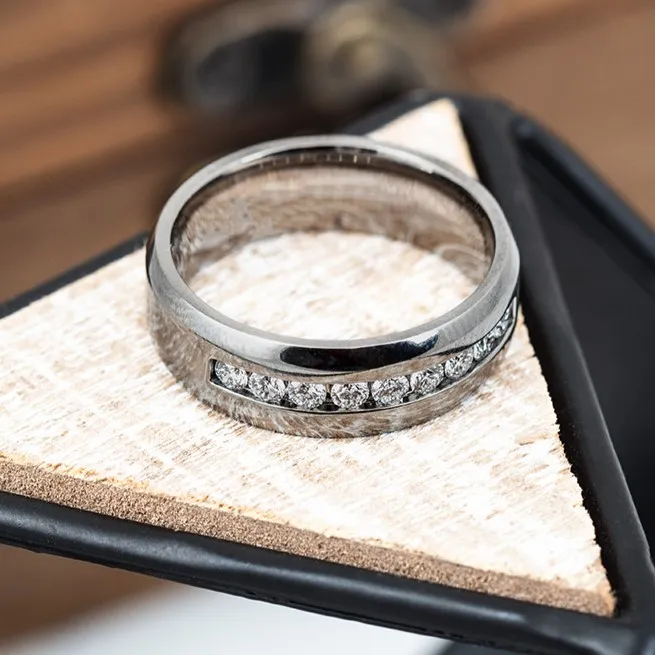 Men's Wedding Bands at Mark Jewellers La Crosse, WI