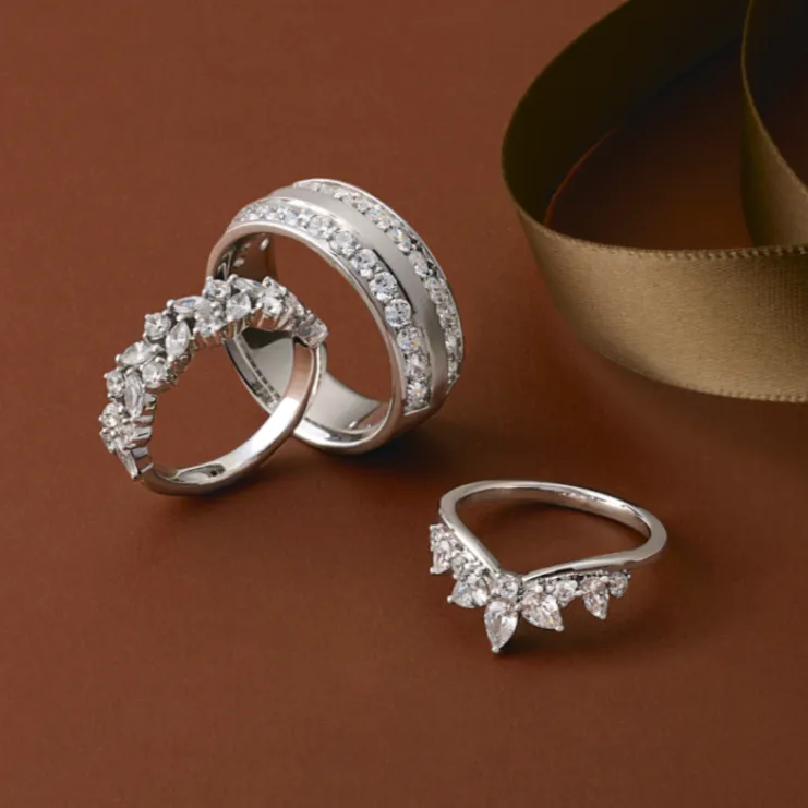 Women's Wedding Bands at Mark Jewellers La Crosse, WI