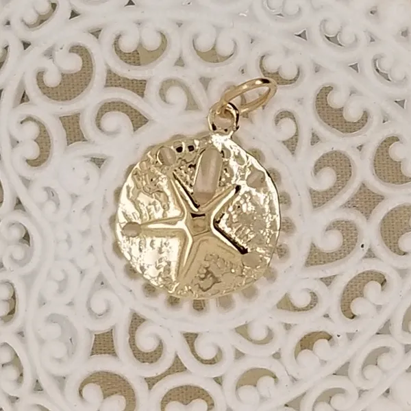 Pendants at Mark Jewellers La Crosse, WI