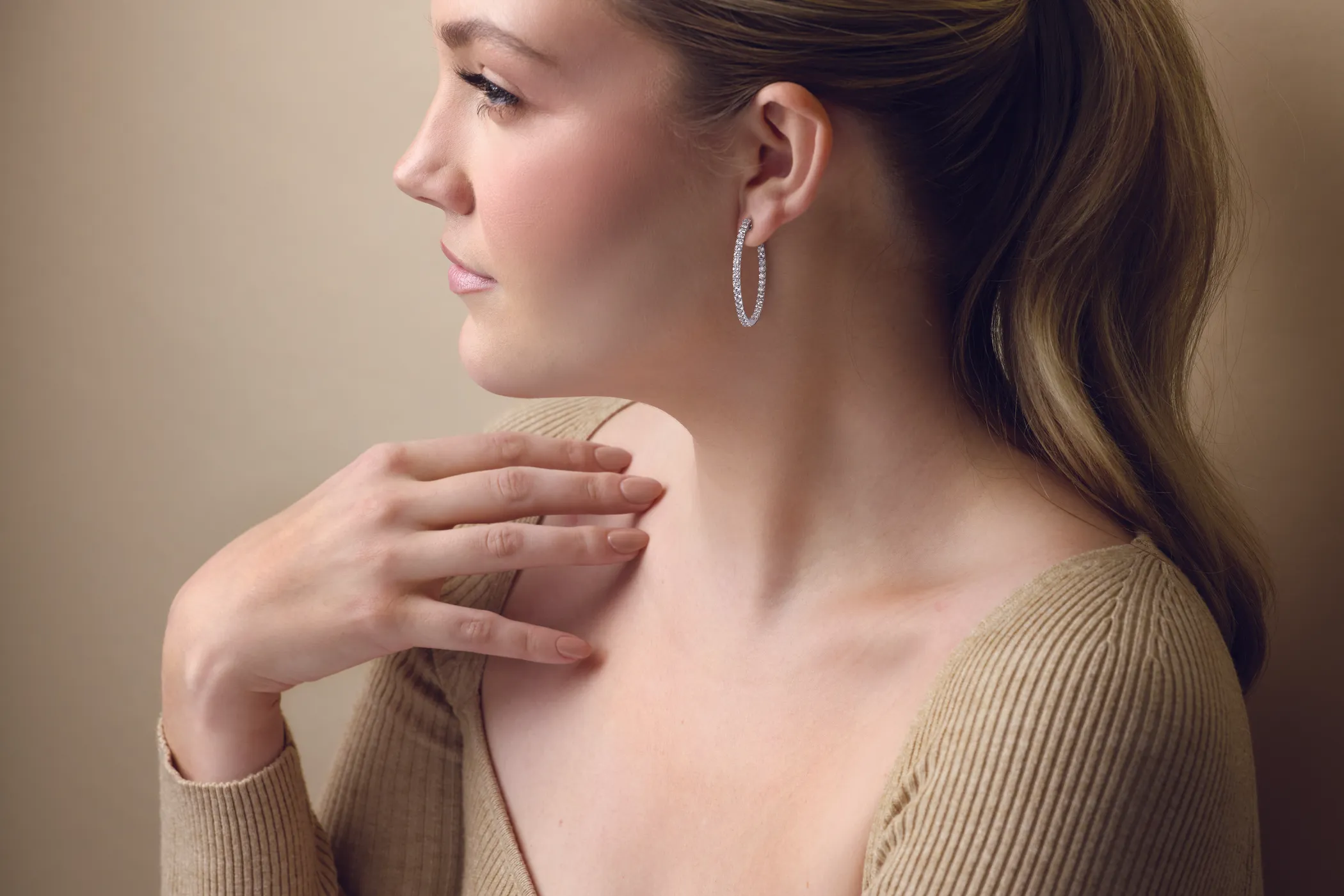 Support & Contact At Mathews & Peters, we believe that exceptional service shouldn’t require a physical showroom. As an online-only jeweler, we’re available when and where you need us — with expert guidance, fast answers, and friendly support every step of the way. Mathews & Peters Fort Wayne, IN