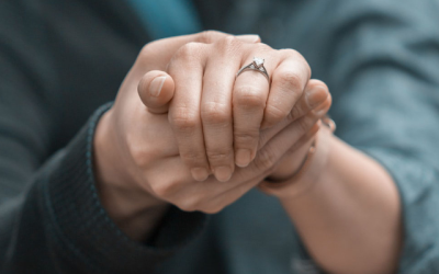 Read article: 5 Tips to Help You Pick the Best Engagement Ring For Your Partner