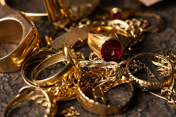 Learn about Gold & Diamond Buying image