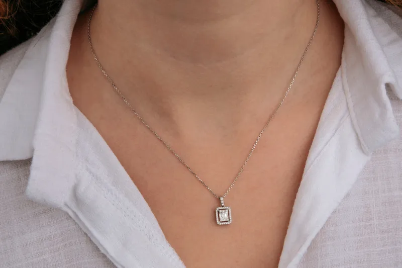 Read article: The Versatility of Silver Necklaces: A Guide for Men & Women