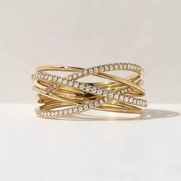 gold and diamond fashion ring