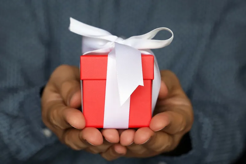 Read article: The Playbook for the Perfect Gift