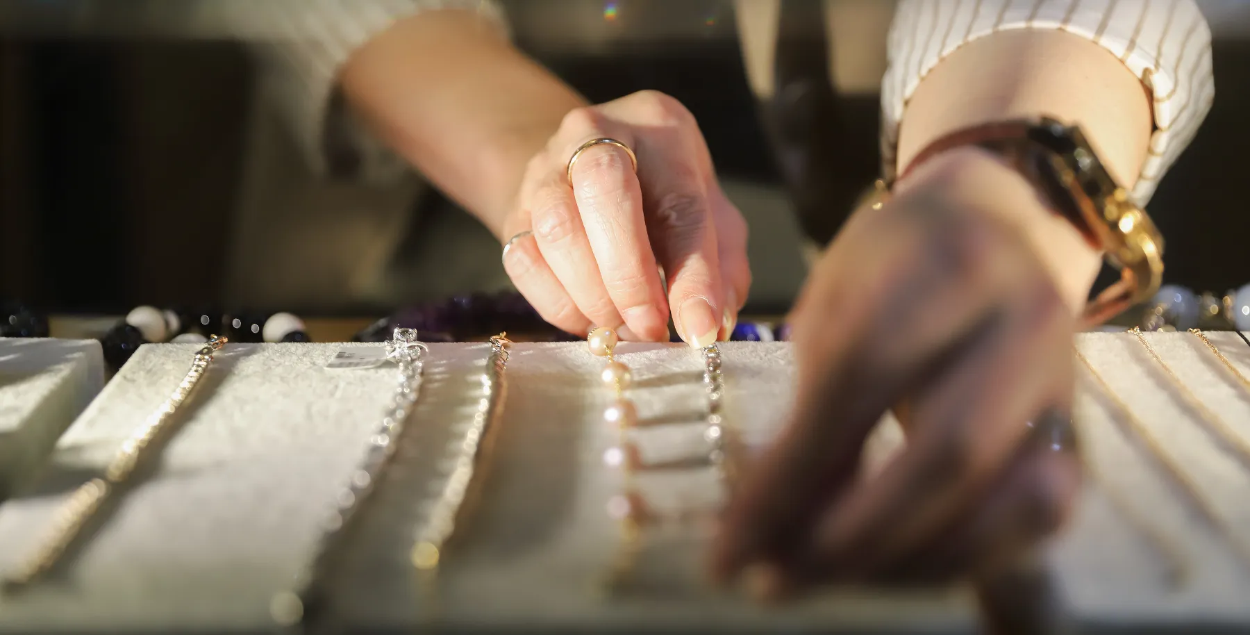 Small Business Saturday15-40% off SALE!!!  SIERRA MOON Auburn, CA