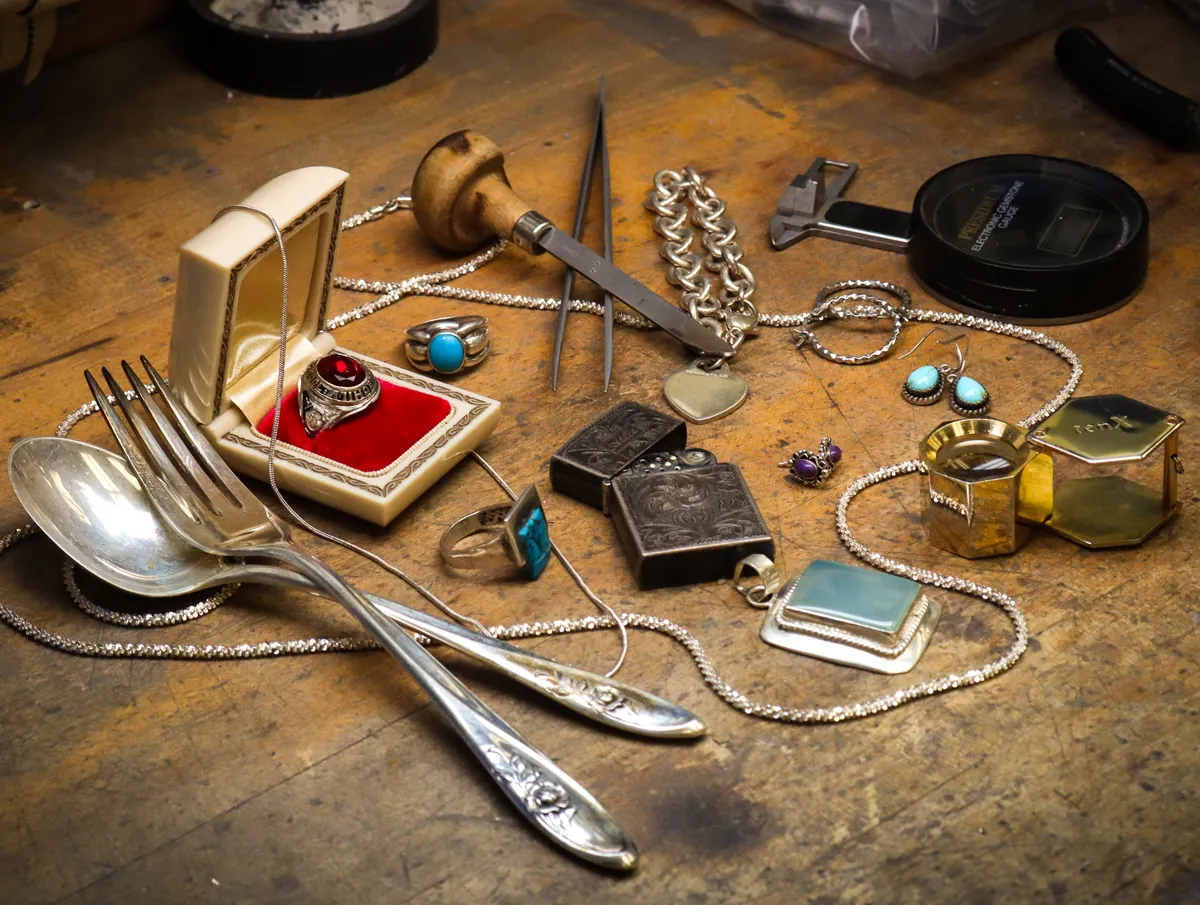 Learn about Gold & Diamond Buying image