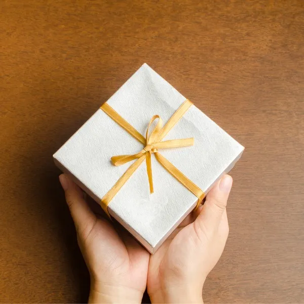 4

Send with Care
 Your items will recieve the VIP treatment. They