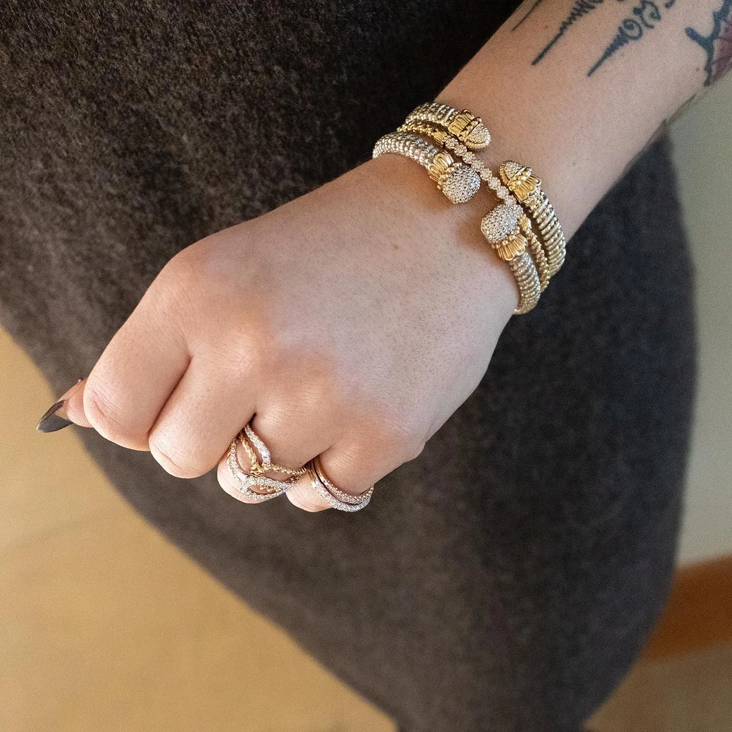  ✨Stack goals✨#VahanJewelry #SundayStack #MitchellsJewelry Mitchells Jewelry Norman, OK