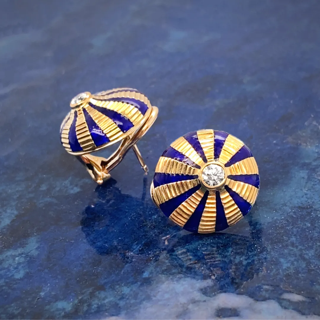 ESTATE JEWELRY Lorem ipsum dolor sit amet, consectetur adipiscing elit, sed do eiusmod tempor incididunt ut labore et dolore mag