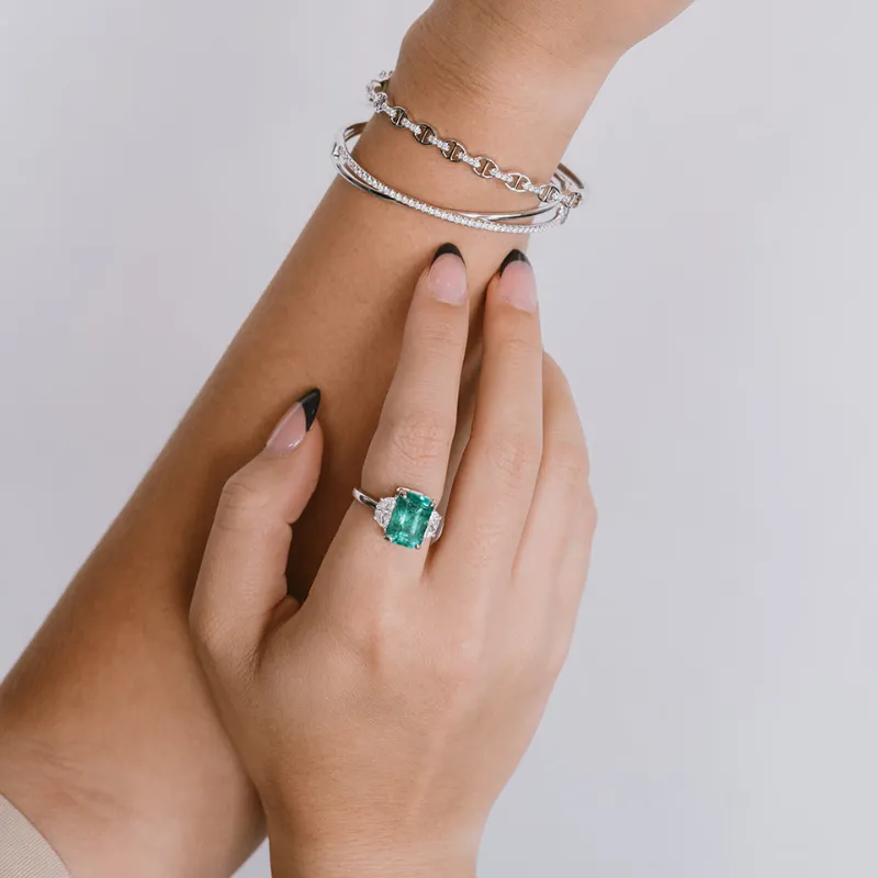 Emerald Jewelry at Moore Jewelers Laredo, TX