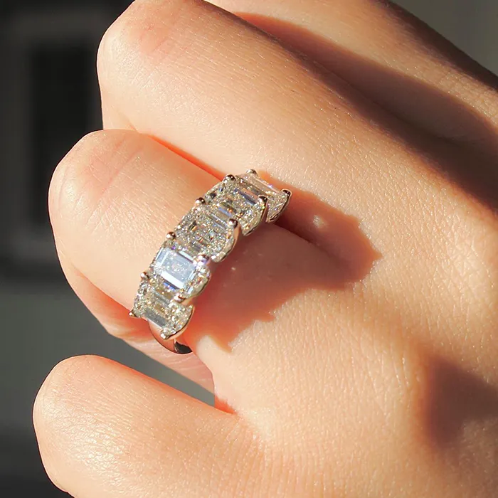 Women's Bands  Morgans Jewelers Winona, MN