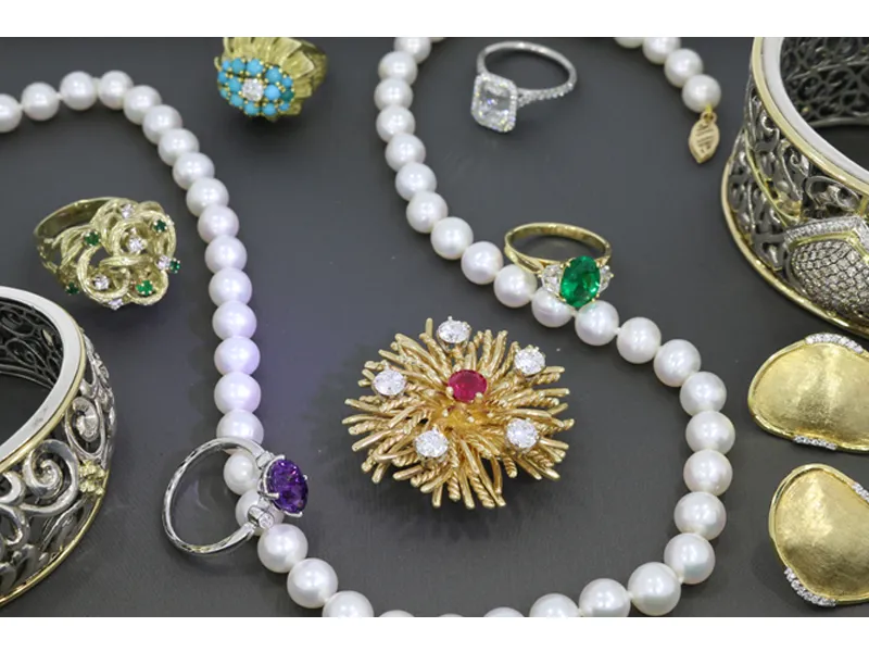 expert documentation Morrison Smith Jewelers has certified gemologists who are able to prepare expert documentation for insuranc