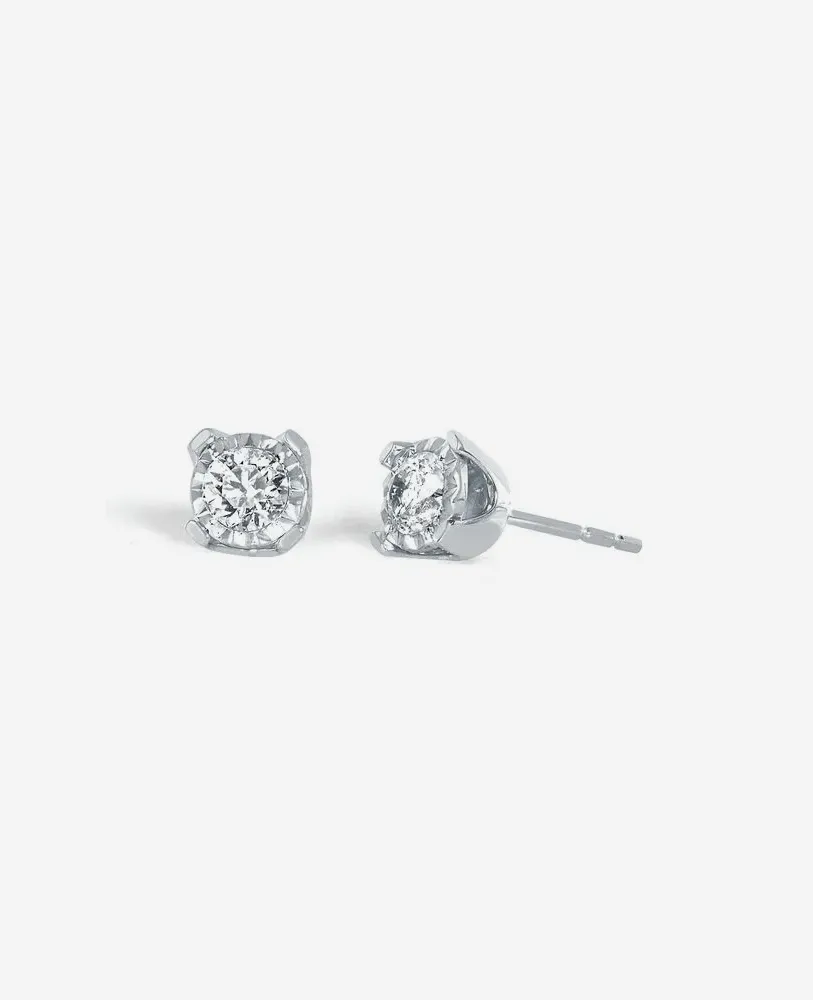 Diamond stud earrings in a classic setting, perfect for any occasion.