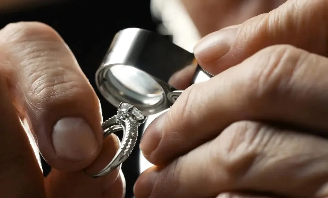 Selling Unwanted Jewelry: Who Can You Trust?
