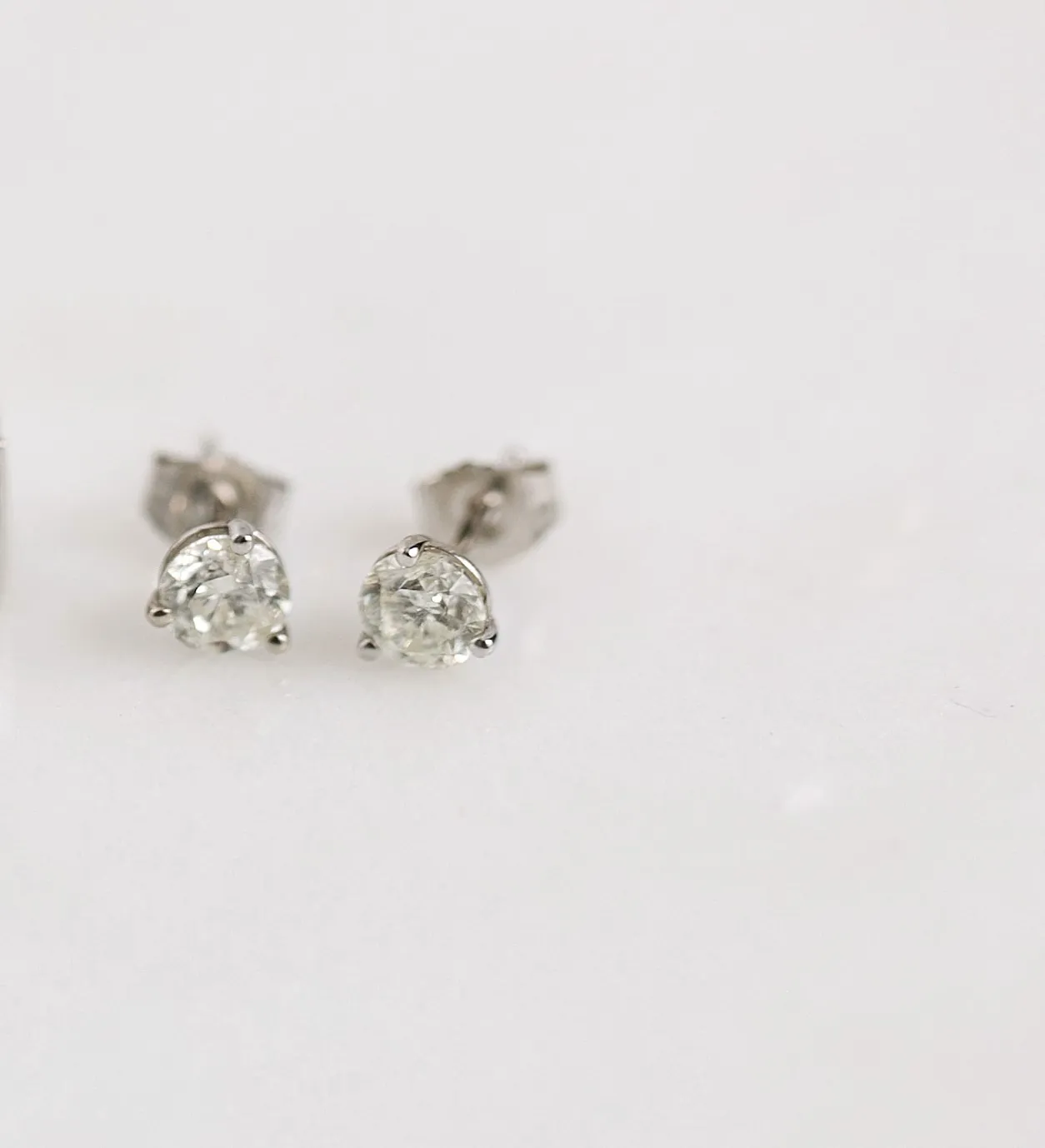 Earrings | Pats Jewelry Centre Sioux Center, IA
