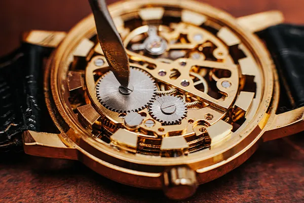 Learn about Watch Repairs image