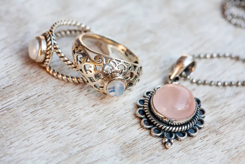 Read article: The Gender Neutral Jewelry Trend