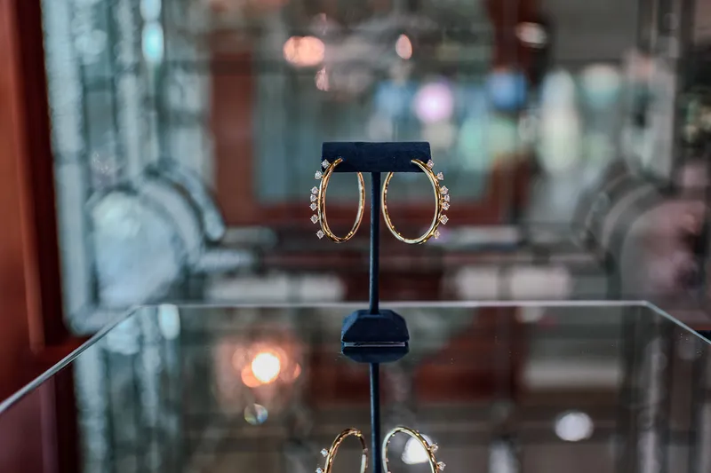 Read article: Earrings as Gifts: How to Pick the Perfect Pair for Any Occasion