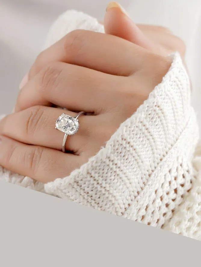 Diamond wedding ring on woman’s hand after a diamond upgrade