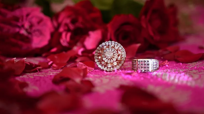 Read article: How to Upgrade an Engagement Ring for an Anniversary
