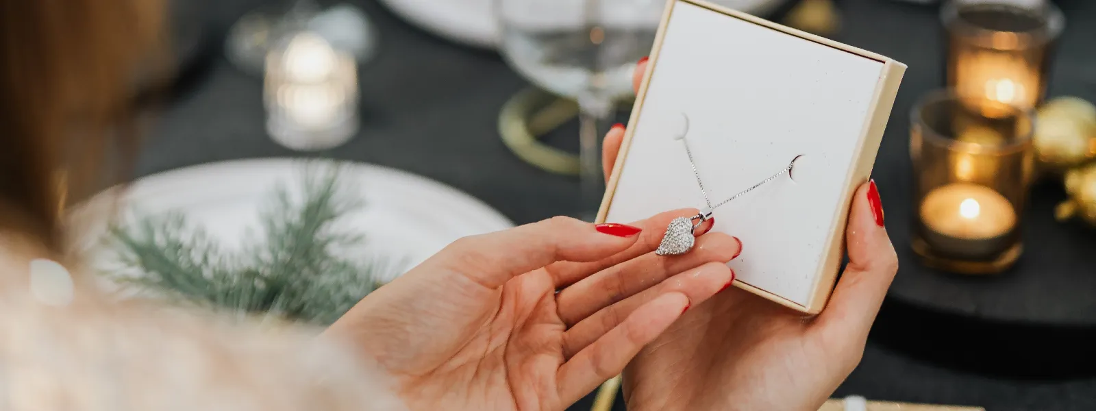 Seasonal and Holiday Catalogs Shop Our CatalogsPlease note that the printed prices on the Catalogs may not reflect our current prices of these styles due to Metal, Diamonds & Gemstones price fluctuations. Molinellis Jewelers Pocatello, ID