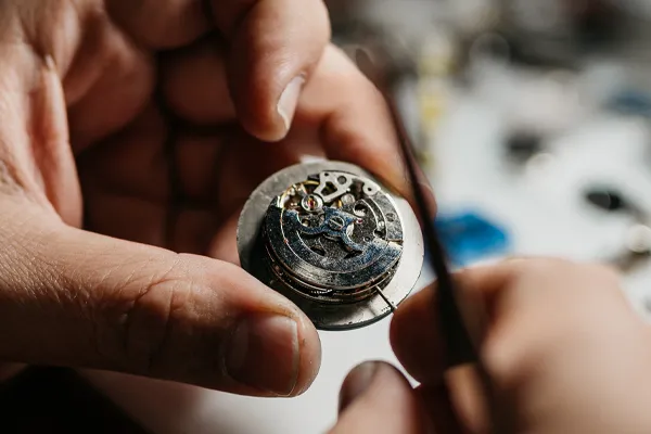 Learn about Watch Battery Replacement image