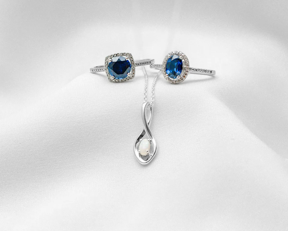 Unique Custom Jewelry in Phoenix: Stand Out With One-of-a-Kind Pieces