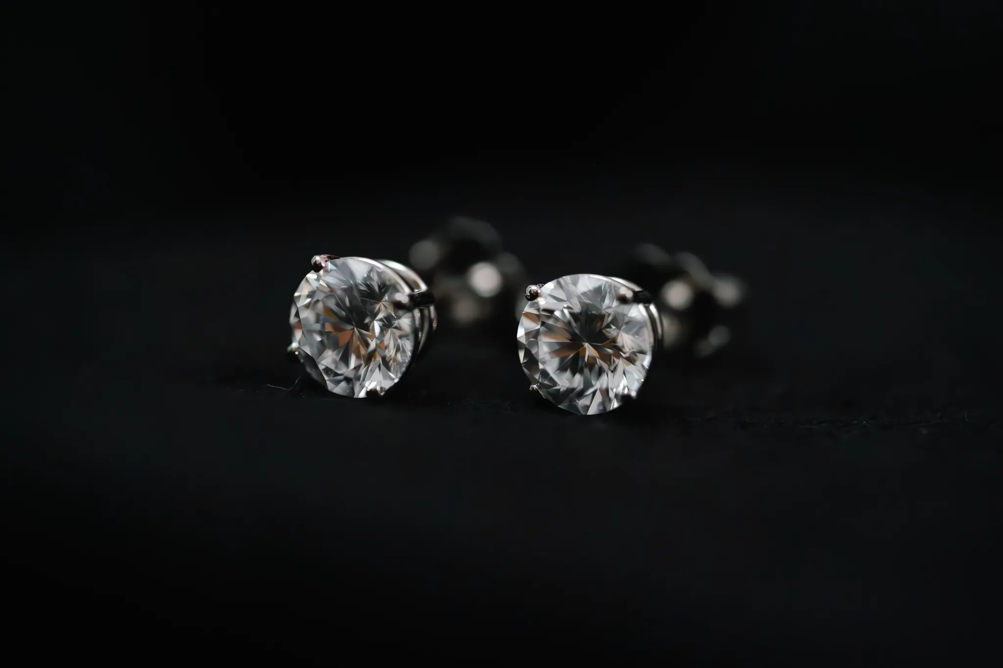 Earrings  Quantum Qarat Phoenix, AZ