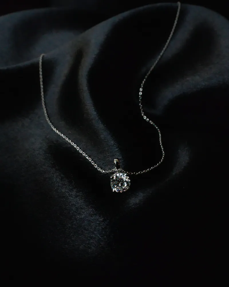 Read article: The Rise of Lab Grown Diamond Necklaces