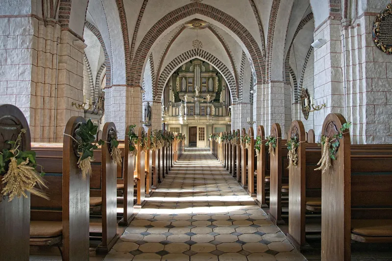 Read article: 5 Beautiful Churches in Scottsdale for Saying & I Do