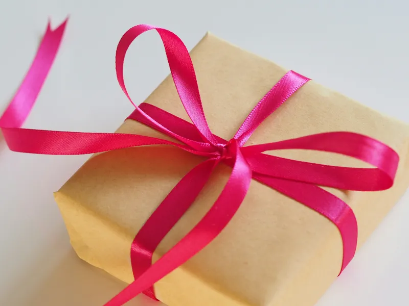 Read article: Milestone Birthday Jewelry Gifts That Feel Personal