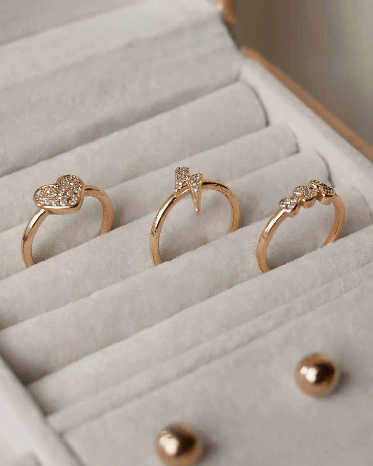 James Allen vs Custom Jeweler: Beyond 360° Views