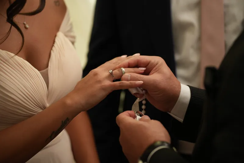 Read article: Wedding Band Profiles: Comfort Fit vs Flat vs Half-Round