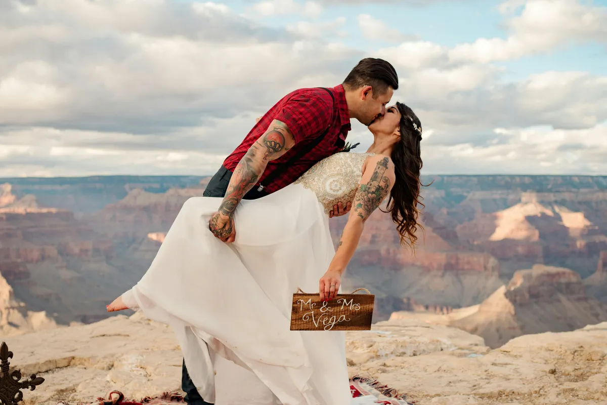 Top 5 Arizona Destination Wedding Venues & Perfect Jewelry Picks