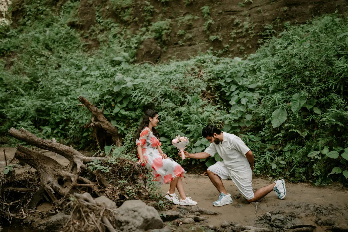 Designing Your Custom Engagement Ring in Phoenix: A Complete Guide